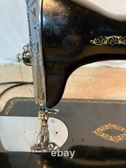 Beautiful 1947 Singer Sewing Machine 15-90 Serviced and cleaned Fully Tested