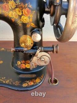 Beautiful Antique 1889 VS2 Red and Cream roses, Daisies, Singer Sewing Machine