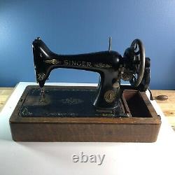 Beautiful Vintage 1917 Singer sewing machine. RARE! July 1917 #F7655777