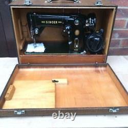 Beautiful Zig zag Vintage Singer Automatic Swing-Needle 306, 306K Sewing machine