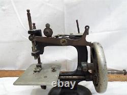 Childs Singer Toy Sewing Machine Sewhandy Hand Crank Sew Handy Needs Love