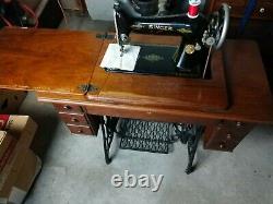Early 1900's SINGER Treadle Sewing Machine Cabinet Cast Iron 7 Drawers