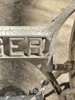 Early Antique Singer Sewing Machine Treadle Base Cast Iron Cracked white paint