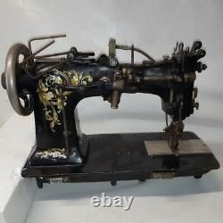 Early model Singer 72W19 Hemstitcher Sewing Machine Double Needle Hemstitching