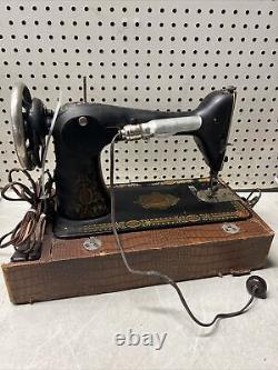 GORGEOUS ANTIQUE 1911 SEWING MACHINE Singer Manufacturing Co g8008331 FLORAL