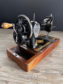 Gorgeous 1919 Singer 128 La Vencedora Sewing Machine Vtg Hand Crank Fully Tested