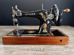 Gorgeous 1919 Singer 128 La Vencedora Sewing Machine Vtg Hand Crank Fully Tested