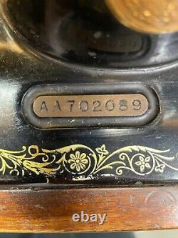 Great Grandma's Antique Singer Sewing Machine Perfect Working Condition 1925