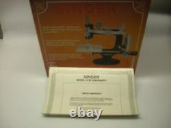 Mib New Rare Antique Vintage Singer 20 K-20 Toy Small Child Sewing Machine 1990