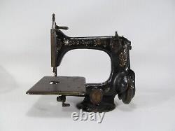 Model 24 Singer Sewing Machine 1900 N Serial Number