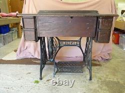 Ornate Antique 27k Singers Treadle Crank Sewing Machine & Oak Table With Drawers