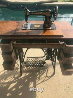 Pristine Ornate Antique 1910 Singer Treadle 7 Drawer Sewing Machine Cabinet