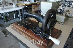 RARE Vintage Singer Sewing Machine