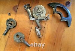 Rare 1904 Antique Singer 16K Sphinx Sewing Machine Head Hand Crank