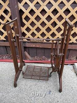 Rare 50s Singer Treadle Sewing Machine Cast Iron Base Stand Table Shabby Chic