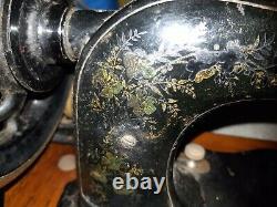 Rare Antique 1882 Singer Sewing Machine 12k Fiddle base Painted Daises Decal