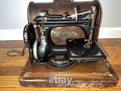 Rare Antique 1917 Singer Model 24 Chain Stitch Hand Crank Sewing Machine