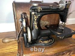 Rare Antique 1917 Singer Model 24 Chain Stitch Hand Crank Sewing Machine