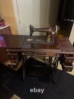 Rare Antique Early 1900 Vintage Singer Wooden Desk Sewing Machine