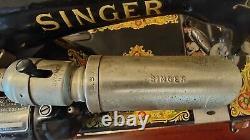 Rare Antique Singer Hand Painted sewing machine in cabinet, Working, Mint Cond