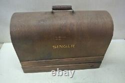 Rare Antique Singer Sewing Machine 1920's Model with Operating Motor/Light Tool