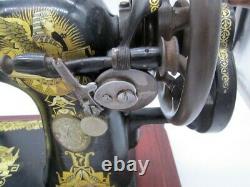 Rare Antique Singer Sewing Machine Hand Cranked 27k 1912 Sphinx Decals Working