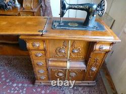 Rare Antique Singer Sewing Machine with embossed cabinet, Antique furniture 1912