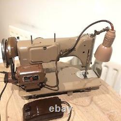 Rare Singer 216G Vintage Zig Zag electric Sewing Machine