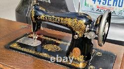 Rare Tiffany Gingerbread Singer 115 Sewing Machine In A Treadle Parlor Cabinet