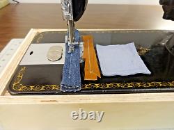 SERVICED 1947 SINGER 15-90 Sewing Machine withExtras Denim, Leather, Canvas