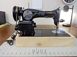 SERVICED 1947 SINGER 15-90 Sewing Machine withExtras Denim, Leather, Canvas