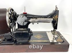 SERVICED Vtg Heavy Duty Singer 128 Sewing Machine La Vencedora, Bentwood Case