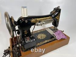 SINGER 1905 Antique Metal EMC Sphinx Victorian Sewing Machine WORKS w Pedal Case