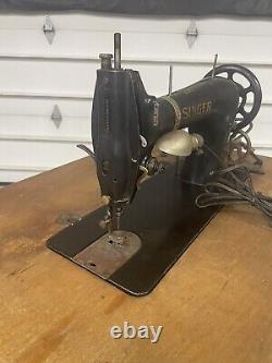 SINGER 31-15 Industrial treadle sewing machine