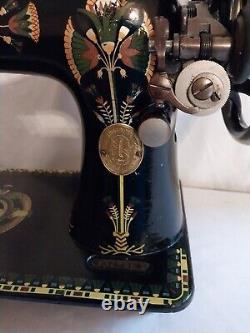 SINGER 66 Lotus 1906, GORGEOUS Treadle Machine Head. Untested