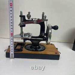 SINGER Antique Sewing Machine Hand-Cranked Sewing Machine Junk With Wooden Cover