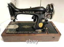SINGER Electric Sewing Machine Model 99 1929 with KNEE CONTROL Bentwood Case