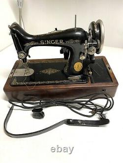 SINGER Electric Sewing Machine Model 99 1929 with KNEE CONTROL Bentwood Case