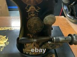 SINGER Manual Antique Sewing Machine with Table Model-27 Manufactured 1911