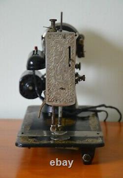 SINGER Sewing Machine Model 127 Sphinx S. No. G7056313, Parts/Repair