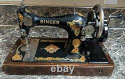 Singer 128 Sewing Machine Antique 1925 La Vencadora Handcrank Tested Used