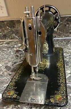 Singer 15 Tiffany Gingerbread Treadle Sewing Machine 1924 Antique German Used