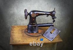 Singer 17 Sewing Machine Head 17-16 Cylinder Arm Shoemaker Leather Cobbler Purse