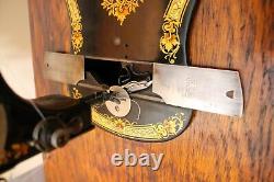 Singer 1891 Fiddle Back V. S. 2 Treadle sewing Machine