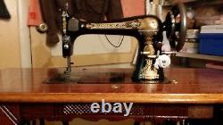 Singer 1894 treadle sewing machine New to jonesboro ar area. Must sell