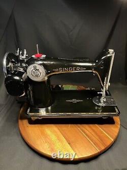 Singer 201-2 Sewing Machine