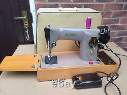 Singer 201, 201K Vintage Aluminium Sewing Machine