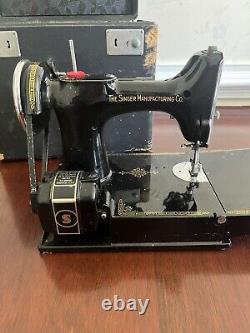 Singer 221-1 Portable Electric Sewing Machine F- Vintage WithBox Accessories