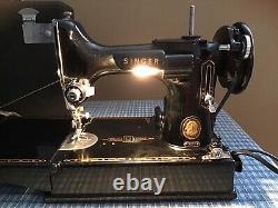 Singer 221 Featherlight Sewing Machine 1957 Excellent Condition