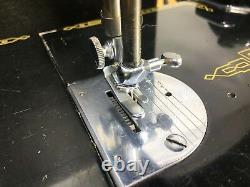 Singer 221k Antique Featherweight Sewing Machine